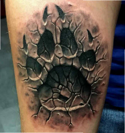 Tatuajes de huellas chulos en hombres