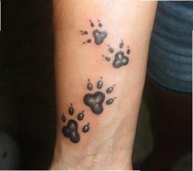 Tatuajes de huellas